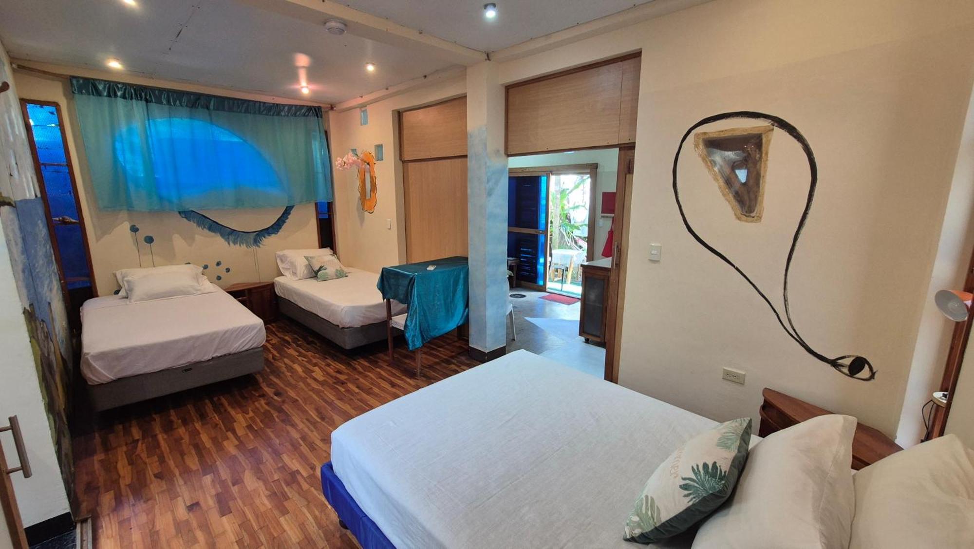 Cozy Hosting Galapagos Apartment Пуерто Айора Екстериор снимка